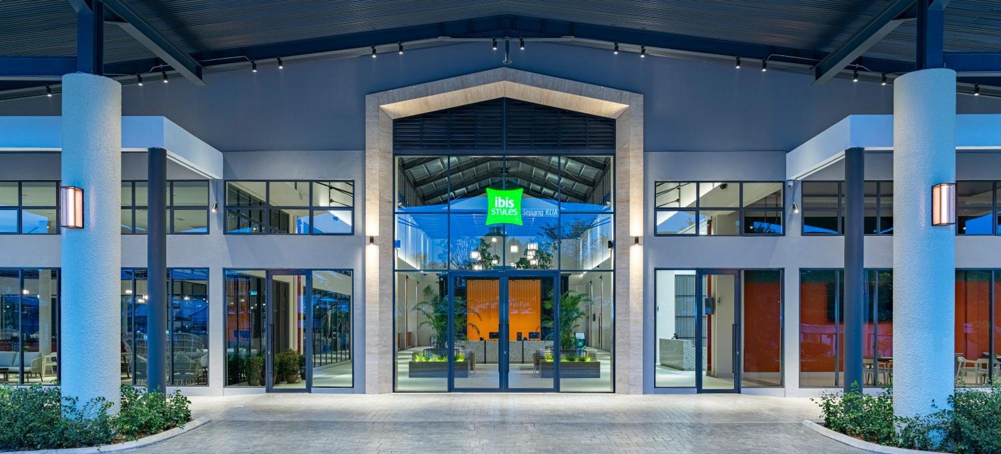 Ibis Styles Sepang Klia Hotel Exterior photo